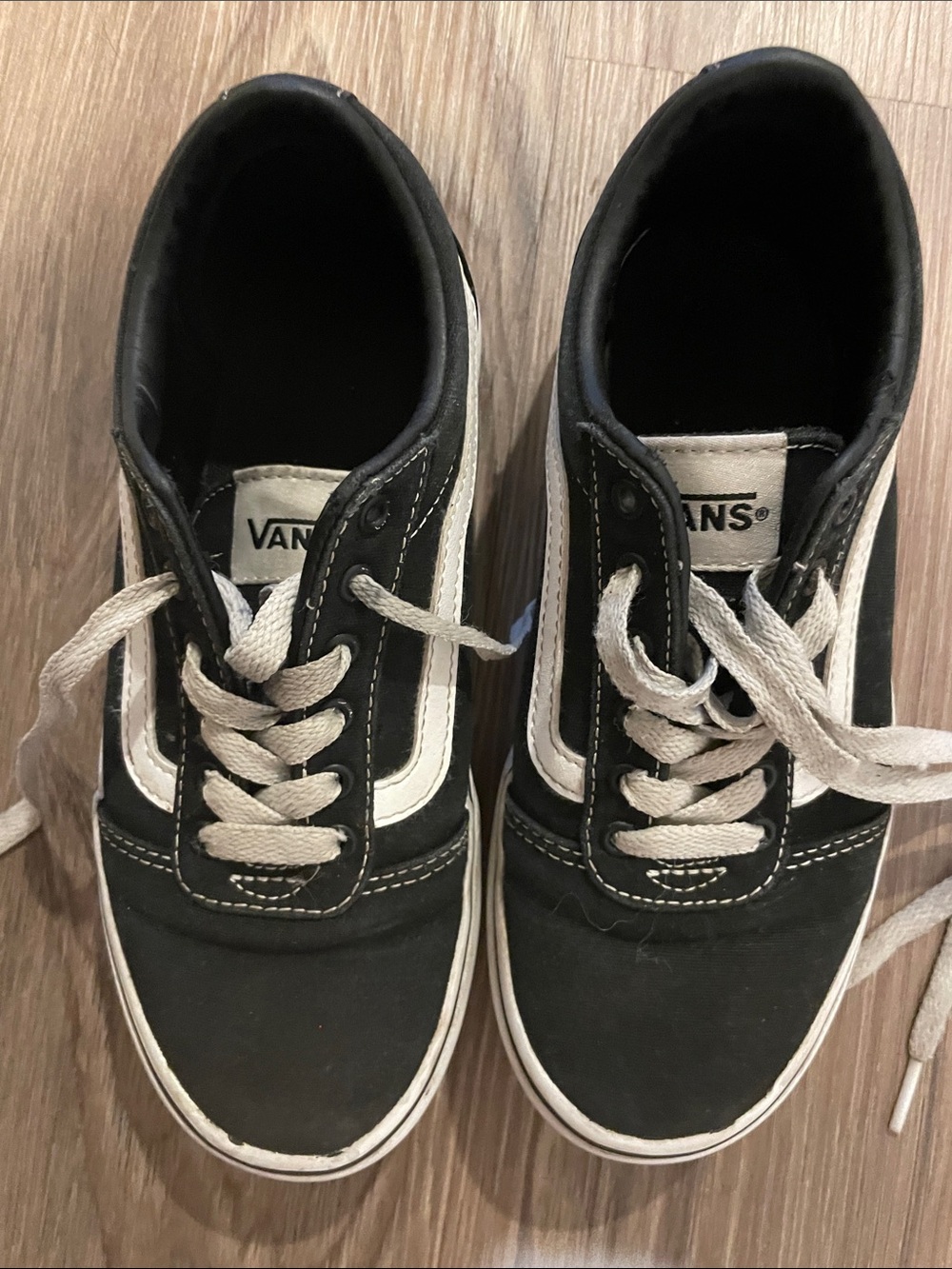 Vans Kids Black and White Low-Top Sneakers